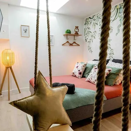 Love Room Et Spa - Le Cocon Aubie-et-Espessas Exterior photo
