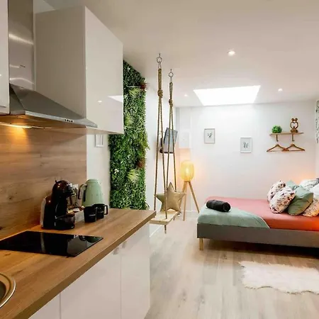 Love Room Et Spa - Le Cocon Aubie-et-Espessas Exterior photo
